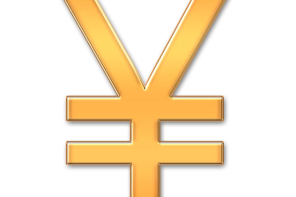 US Dollar Makes Gains Amidst Japan's Dovish Policies