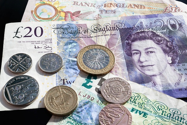 GBPUSD Faces A Turbulent Year as Central Bank Policies Drive Fluctuation
